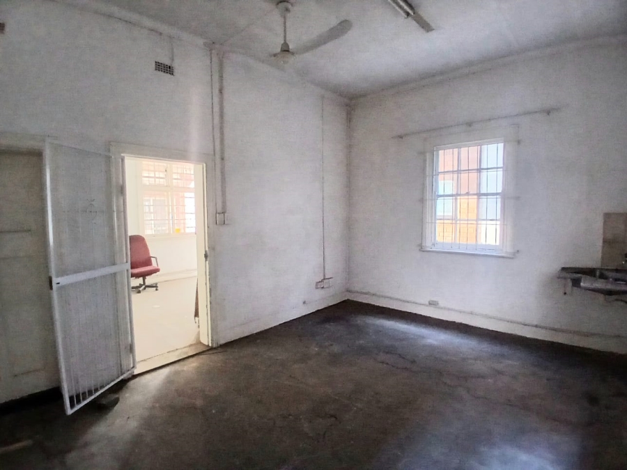 To Let Commercial Property for Rent in Rustenburg Central North West